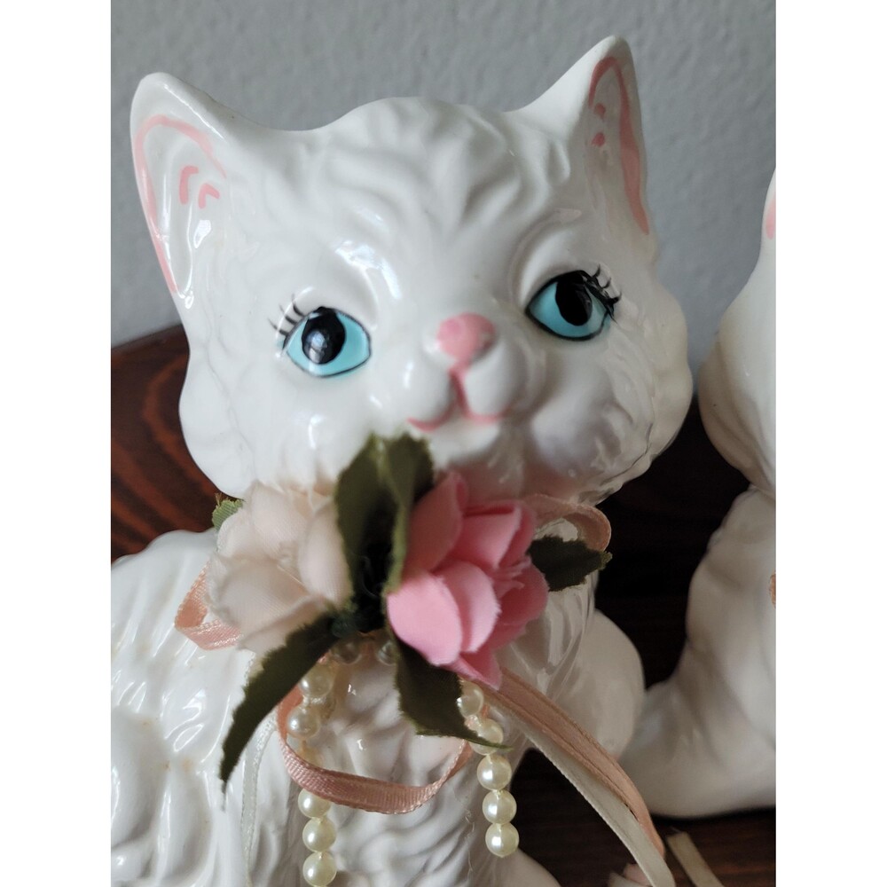 Vintage White Cat Figurines Long Fur Blue Eyes Set of 2 - Picture 7 of 16